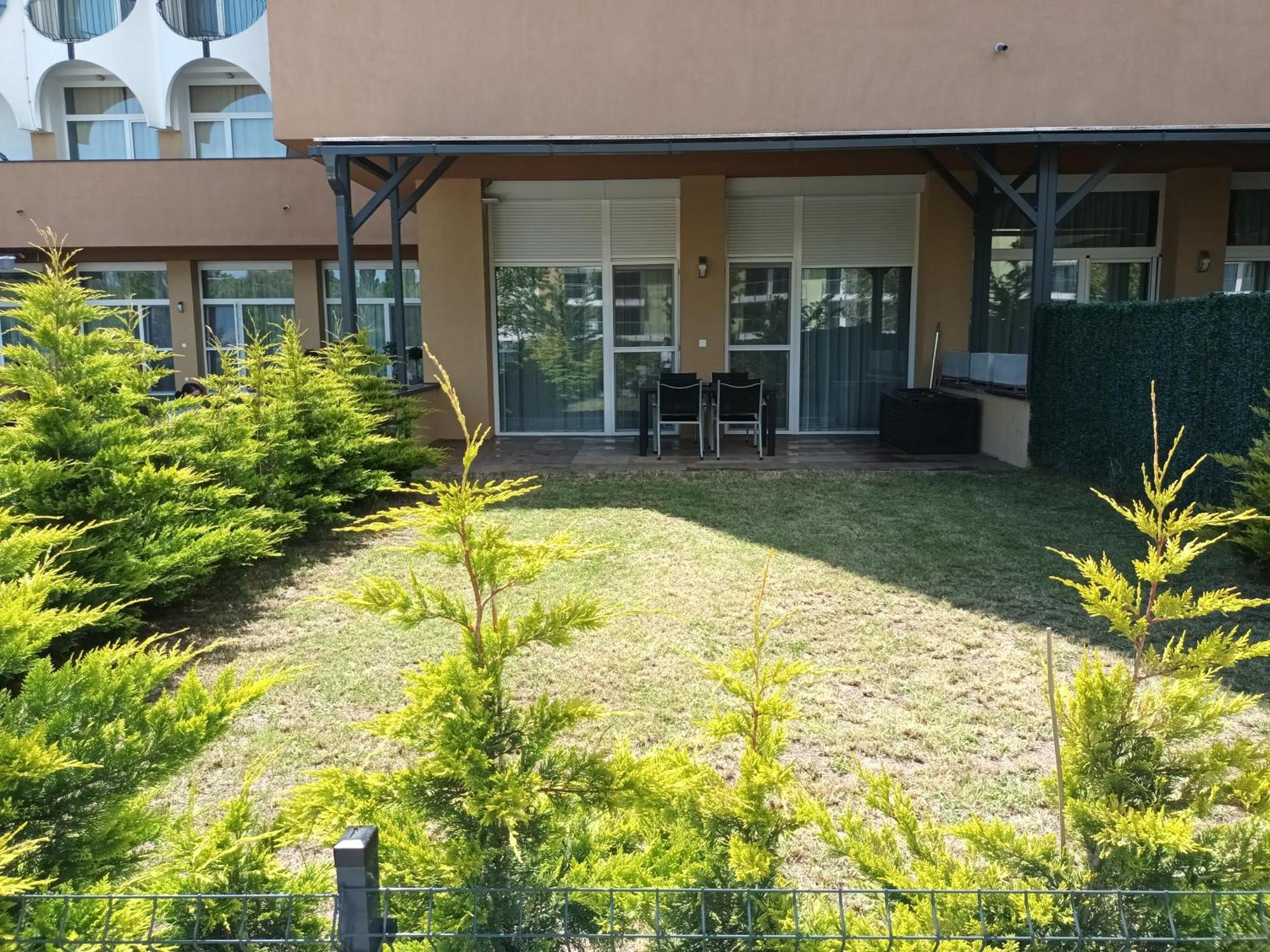Vizparti Silver X Apartman Siofok Exterior photo